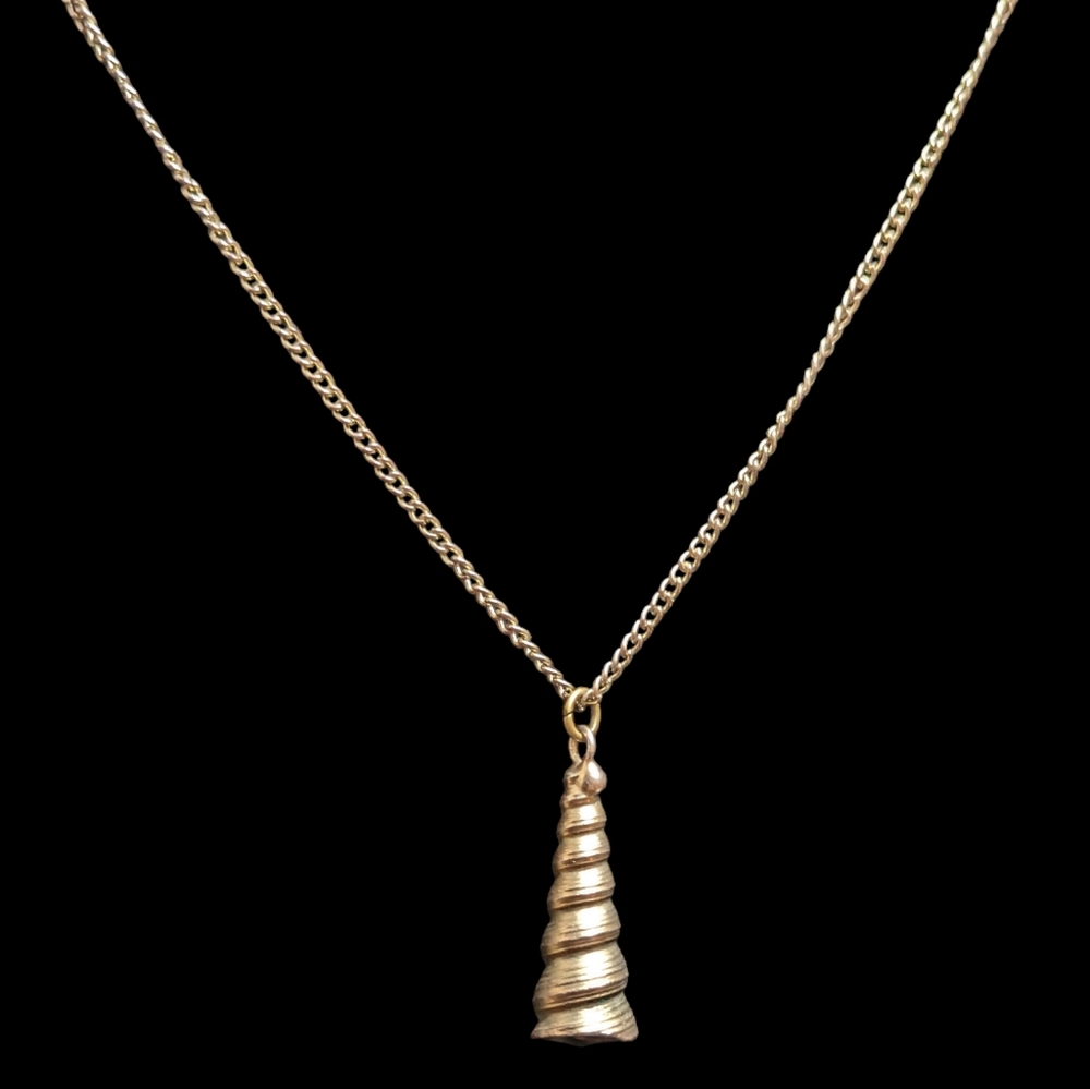 Vintage Bronze Come Shell Necklace